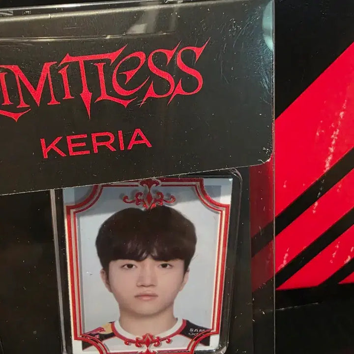 [BUNJANG] T1 Keria ID Keychain / T1 티원 케리아 keria 증명사진 키링 ID keychain