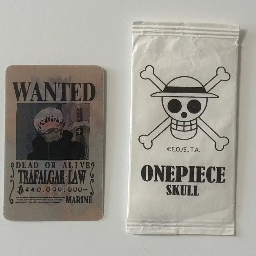 [BUNJANG] One Piece Trafalgar Law Vintage Lenticular Sticker / 원피스 트라팔가 로우 고전 렌티큘러 띠부씰