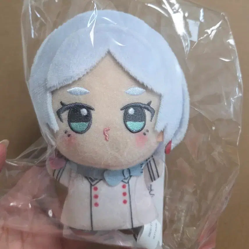 [BUNJANG] Sousou no Frieren Winter Uniform Hand Kiss Chibi Plush / 장송의 프리렌 동복 손키스 치비구루미