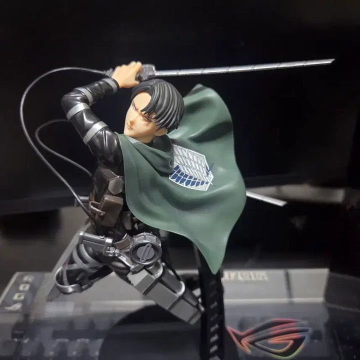 [BUNJANG] Attack on Titan Levi Last One Prize Figure / 진격의 거인 제일복권  리바이  라스트원상 판매