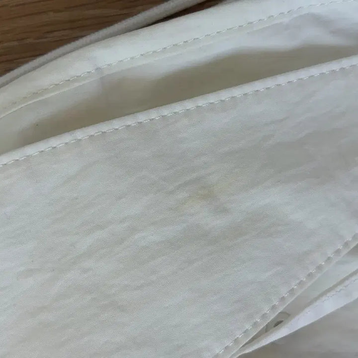 [BUNJANG] NewJeans Collet String Bag White Butterfly Bag / 뉴진스 꼴레 스트링백 흰색 화이트 가방 나비 가방