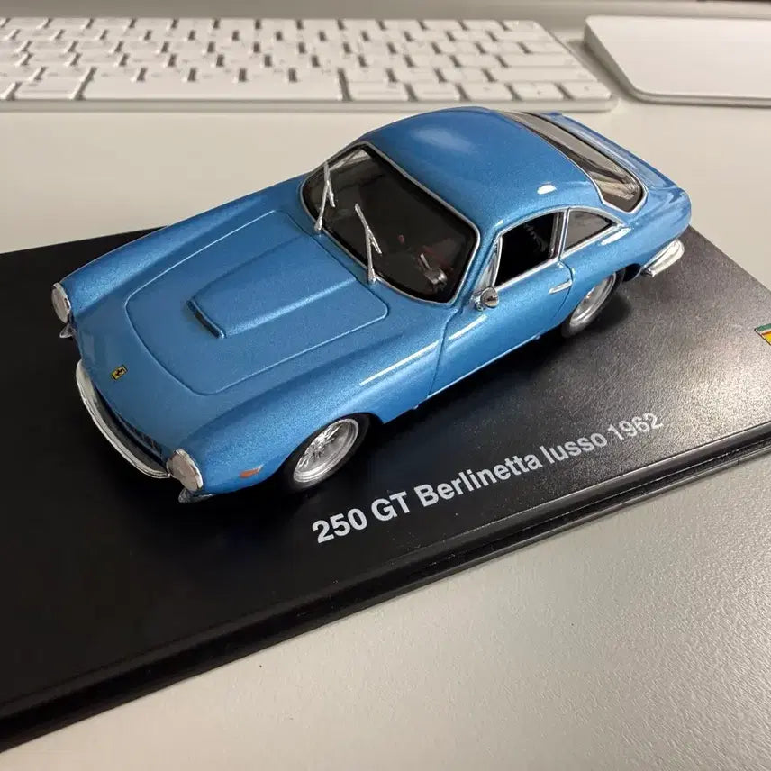 [BUNJANG] Altaya Ferrari 250 GT Berlinetta Lusso 1/43 Scale Model / Altaya 페라리 250 GT 베를리네타 루쏘 1/43
