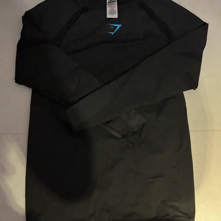 [BUNJANG] Gymshark Shadow Long Sleeve (Blue Logo) L / 짐샤크 gymshark 쉐도우 롱슬리브(블루로고) L