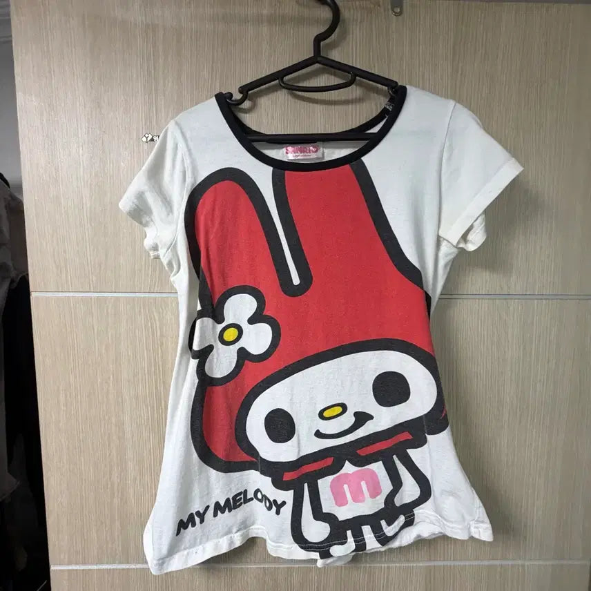 [BUNJANG] Sanrio My Melody Short Sleeve T-Shirt / 산리오 마이멜로디 반팔 티셔츠