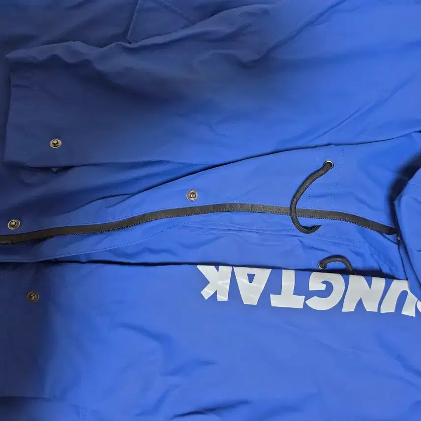 [BUNJANG] Young Tak Raincoat Size M / 영탁 비옷