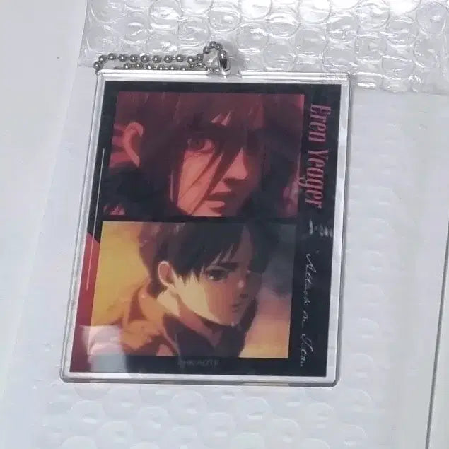 [BUNJANG] Attack on Titan Eren Acrylic Keychain / 진격의 거인 에렌 아크릴 키링