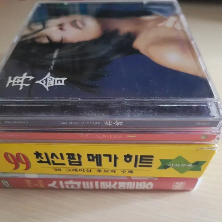 [BUNJANG] The Beatles, Pop, Trot, and Korean Music CDs - Bundle of 10 / 음악 시디 cd 비틀즈 팝송 가요 트로트 10장과 영화 DVD 등 14개