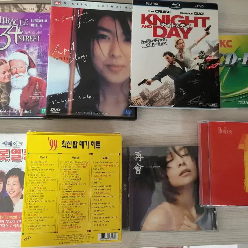 [BUNJANG] The Beatles, Pop, Trot, and Korean Music CDs - Bundle of 10 / 음악 시디 cd 비틀즈 팝송 가요 트로트 10장과 영화 DVD 등 14개