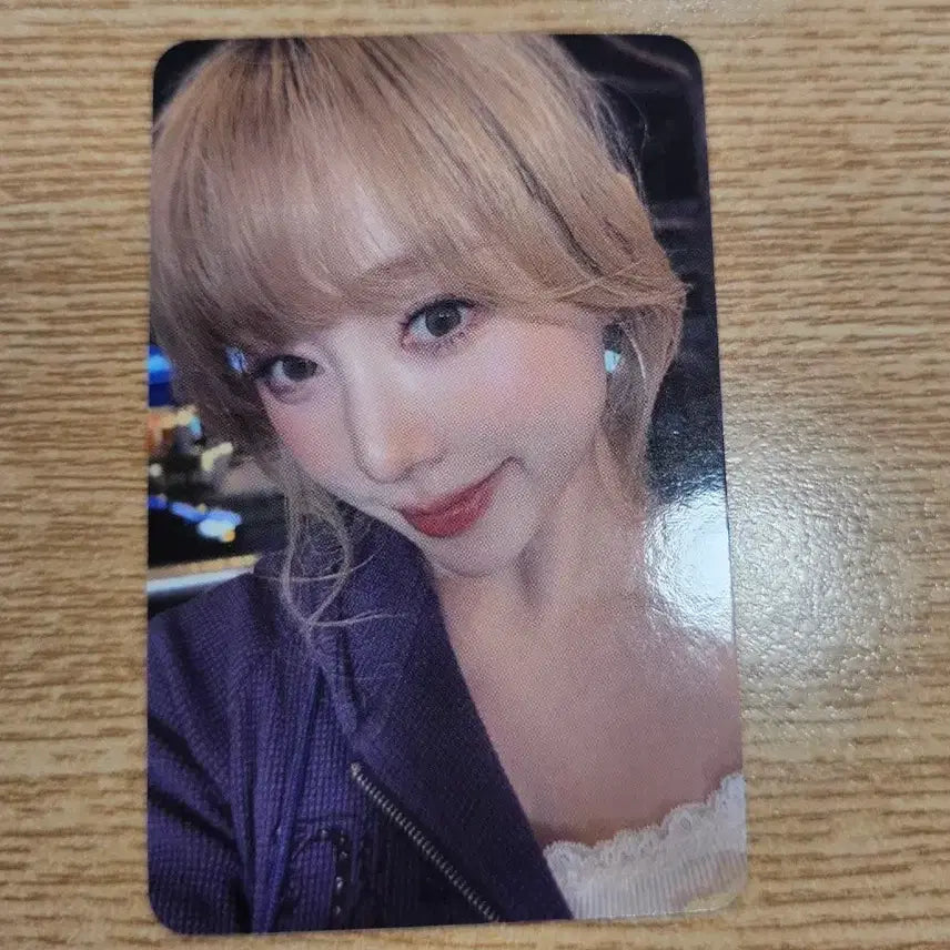 [BUNJANG] I.O.I Yoo Yeonjung Music Core Photocard / 아이오아이 i.o.i 갑자기 유연정 음중포카입니다.