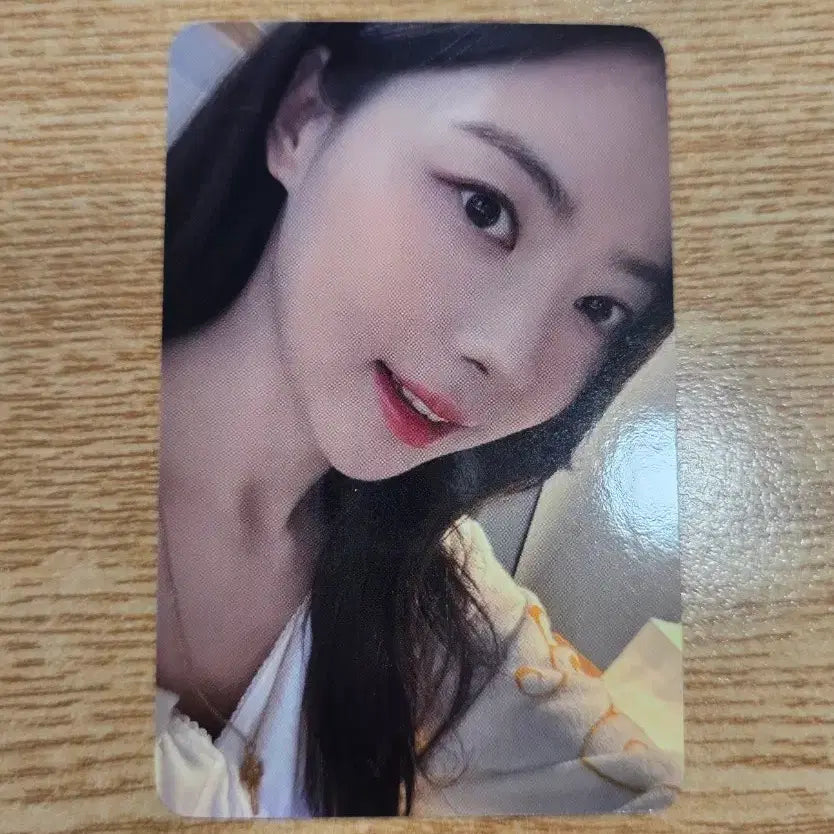 [BUNJANG] I.O.I Lim Na Young Music Core Photocard / 아이오아이 i.o.i 갑자기 임나영 음중포카입니다.