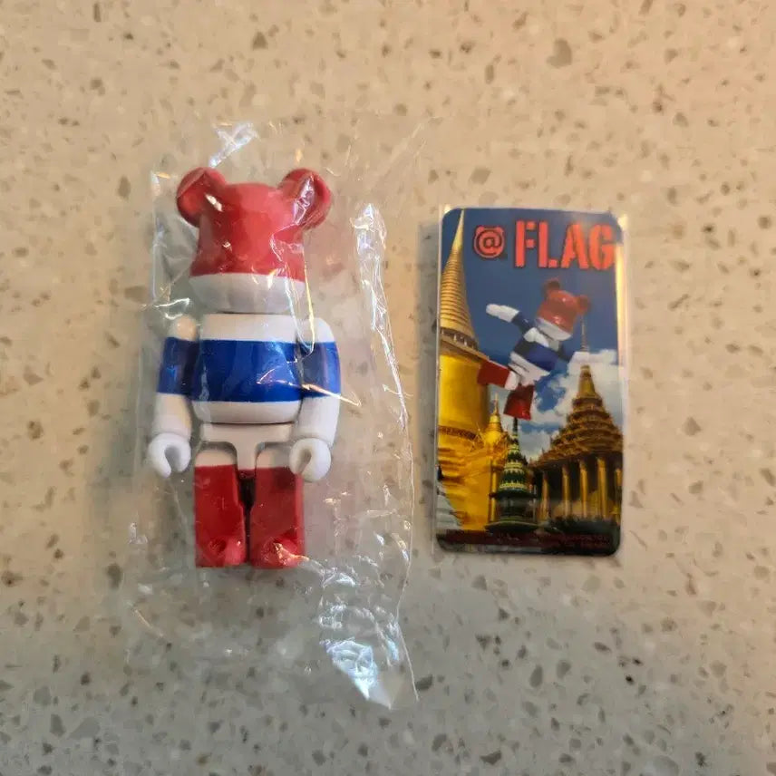 [BUNJANG] Bearbrick Series 23 Flag Thailand Edition Unsealed Card / 베어브릭 23탄 플래그 태국 미개봉 카드 O