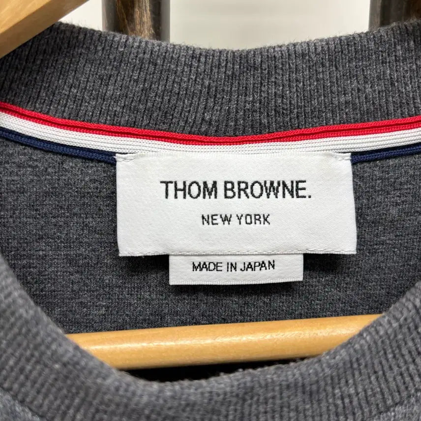 [BUNJANG] Thom Browne Striped Armband Short Sleeve T-Shirt Size 38 Grey / [38]톰브라운 사선완장 반팔티