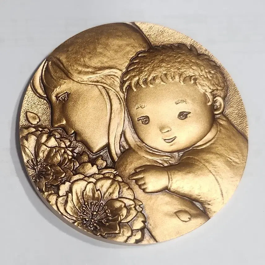 [BUNJANG] K148 Gold Hat Mother Commemorative Colored Medal / 골드 모자상 기념 색채 메달 K148