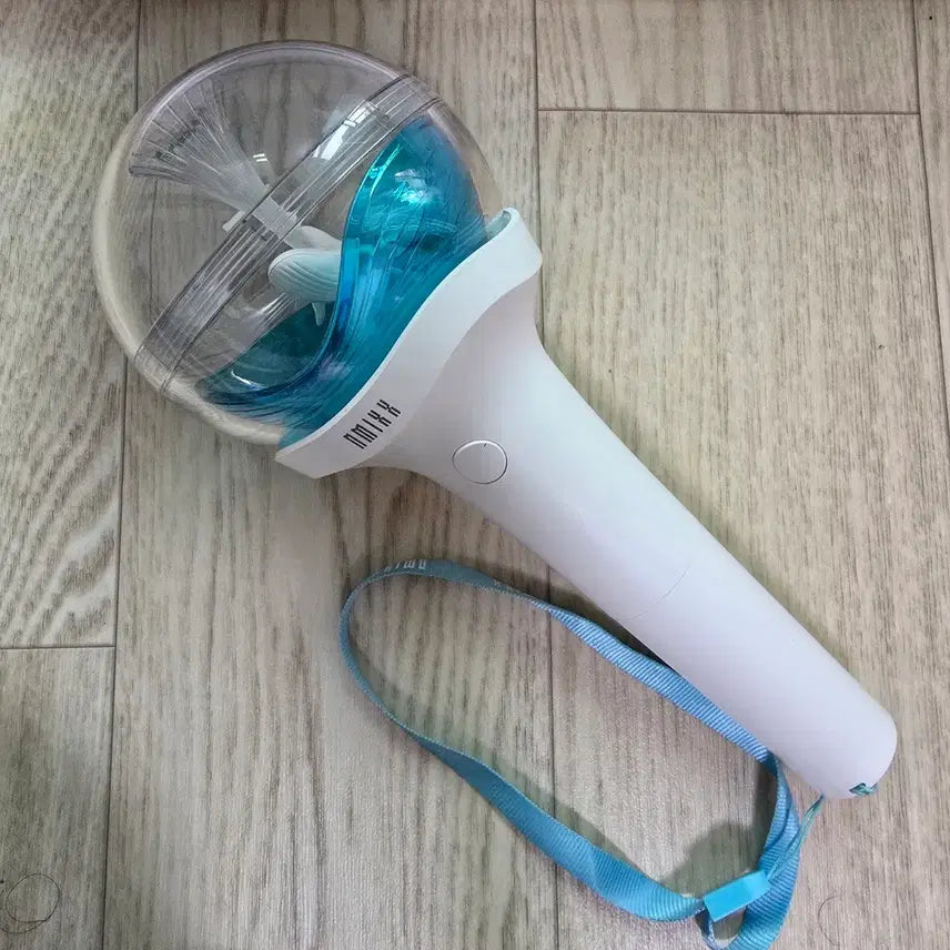 [BUNJANG] NMIXX OFFICIAL LIGHT STICK / 엔믹스 응원봉 믹스틱