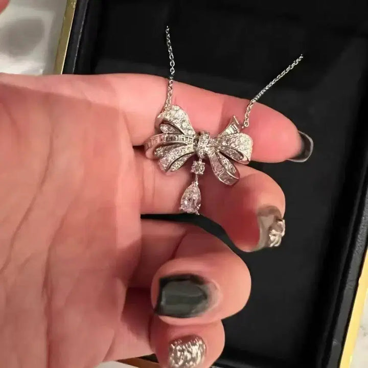 [BUNJANG] Graff Ribbon Cubic Drop Necklace / 그라프 목걸이리본 큐빅 드롭 목걸이
