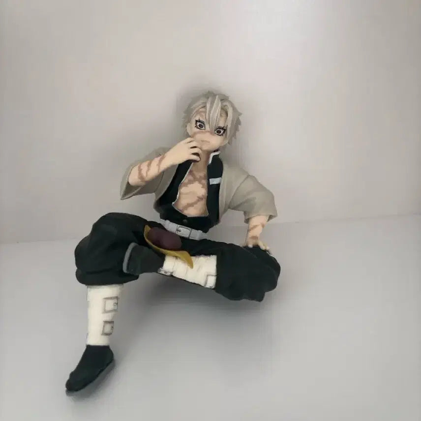 [BUNJANG] Demon Slayer Sanemi Shinazugawa Figure / 귀멸의 칼날 시나즈가와 사네미 피규어