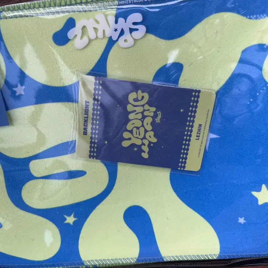 [SOLD OUT] 레진 스파클즈 팝업 백라이트 슬로건 한서인 포카 포토카드