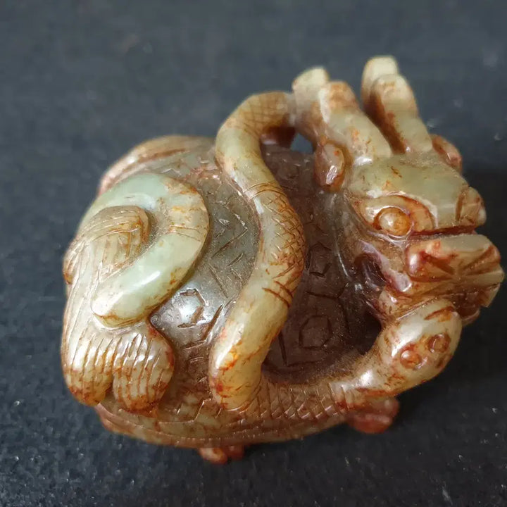 [BUNJANG] Excavated Serpent Carved Giraffe Statue in Huatian Jade / (수원만물)출토 뱀조각의 기린상 화전옥 옥기