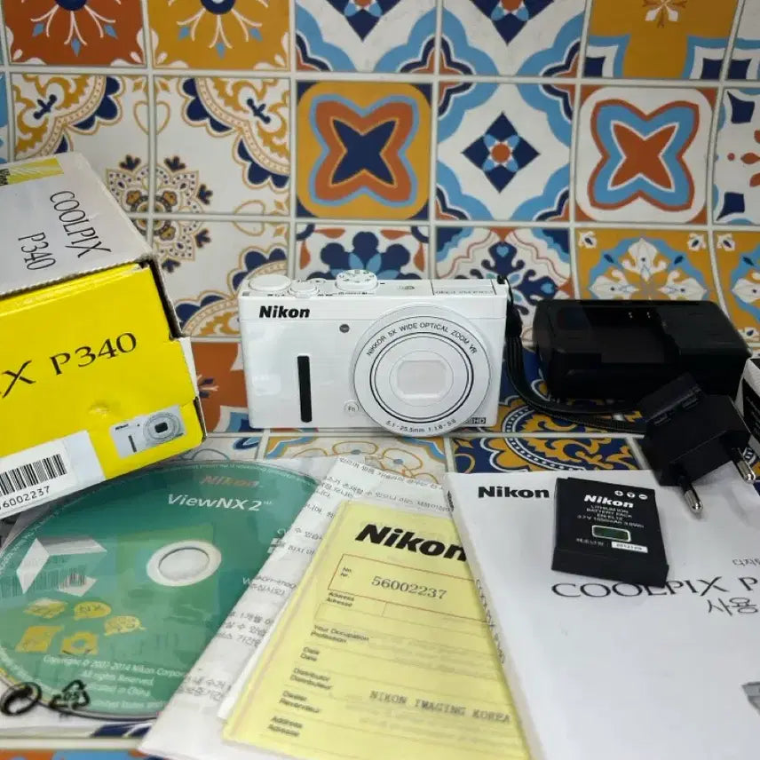 [BUNJANG] Nikon COOLPIX P340 White High-End Compact Digital Camera (Mint Condition, Full Box) / S급 민트급 풀박스 니콘 쿨픽스p340 니콘p310 캐논g11
