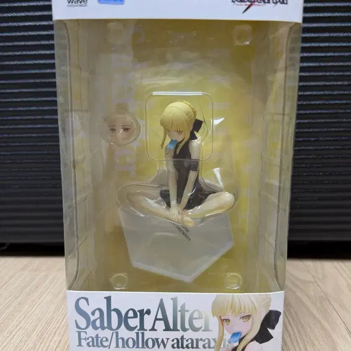 [BUNJANG] Fate hollow ataraxia Saber Alter Beach Queen Figure (Sealed) / 미개봉!)Fate hollow ataraxia 세이버 얼터 비치퀸 피규어
