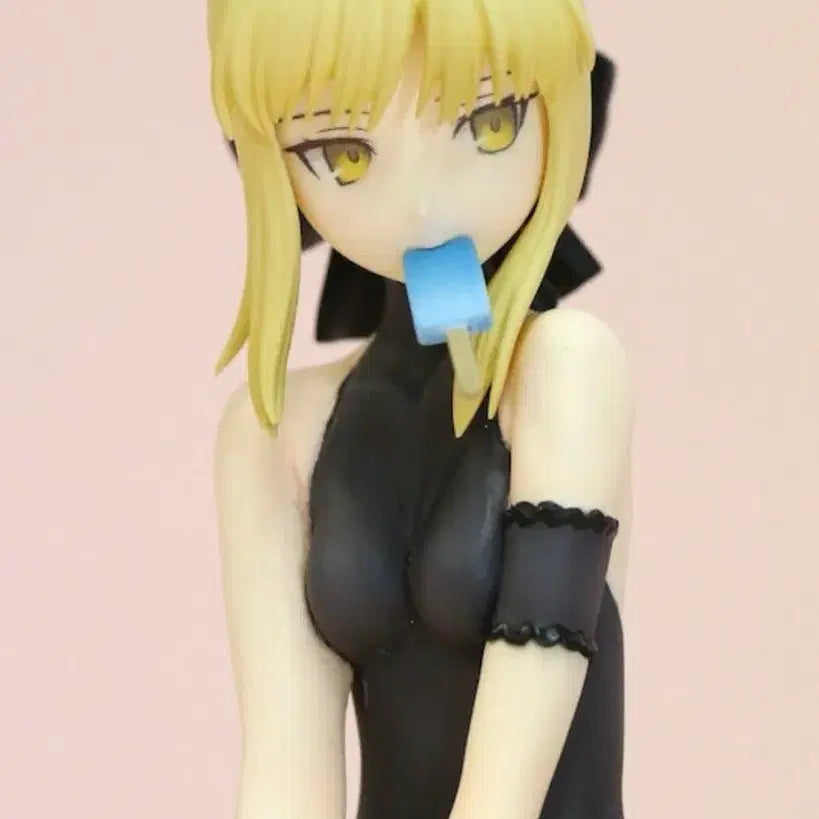 [BUNJANG] Fate hollow ataraxia Saber Alter Beach Queen Figure (Sealed) / 미개봉!)Fate hollow ataraxia 세이버 얼터 비치퀸 피규어