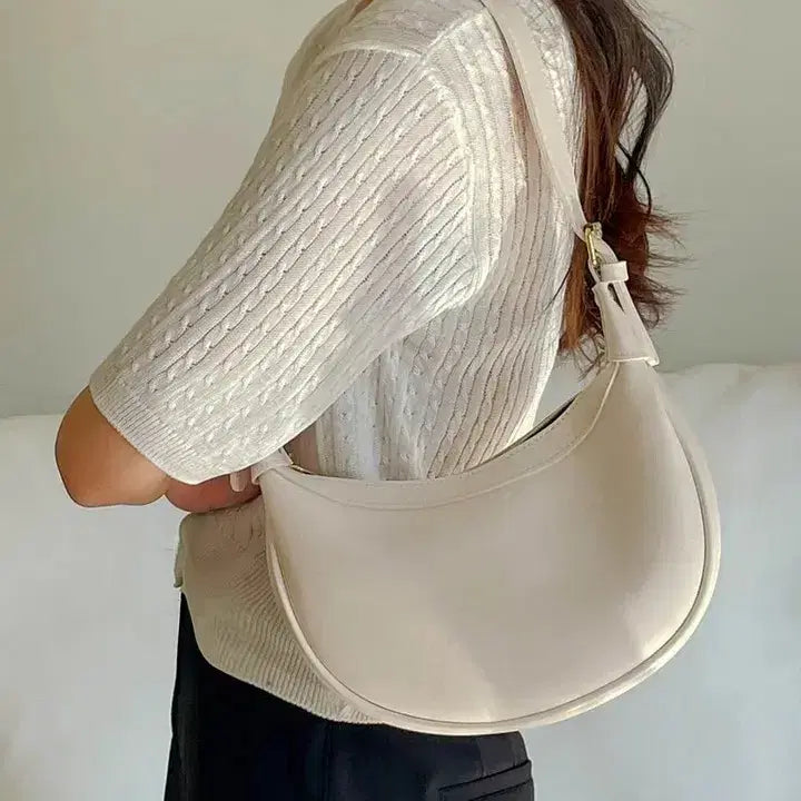 [BUNJANG] Banana Half-Moon Bag Black / 바나나 반달백 블랙 새상품