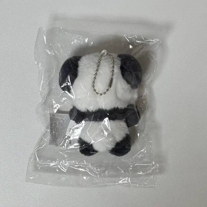 [BUNJANG] Aespa Winter Panda Stuffed Doll / 에스파 윈터 판다 직직이 인형