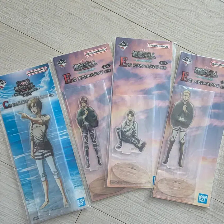 [BUNJANG] Attack on Titan Acrylic Stand Bundle Set / 진격의거인 아크릴스탠드 일괄 판매합니다