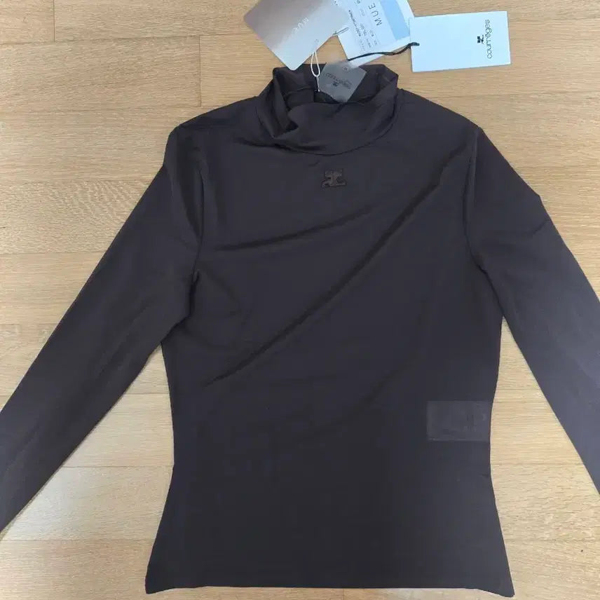 [SOLD OUT] 새상품 꾸레쥬 시스루 터틀넥 긴팔 티셔츠 브라운