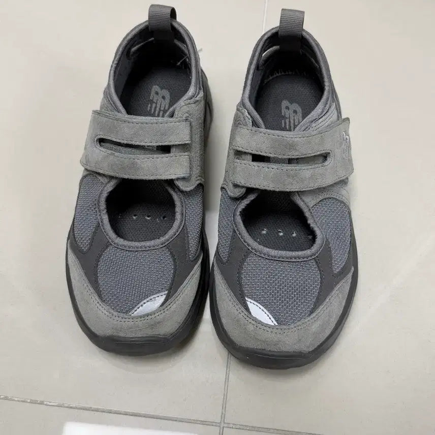 [SOLD OUT] 뉴발란스 브리즈 230 그레이