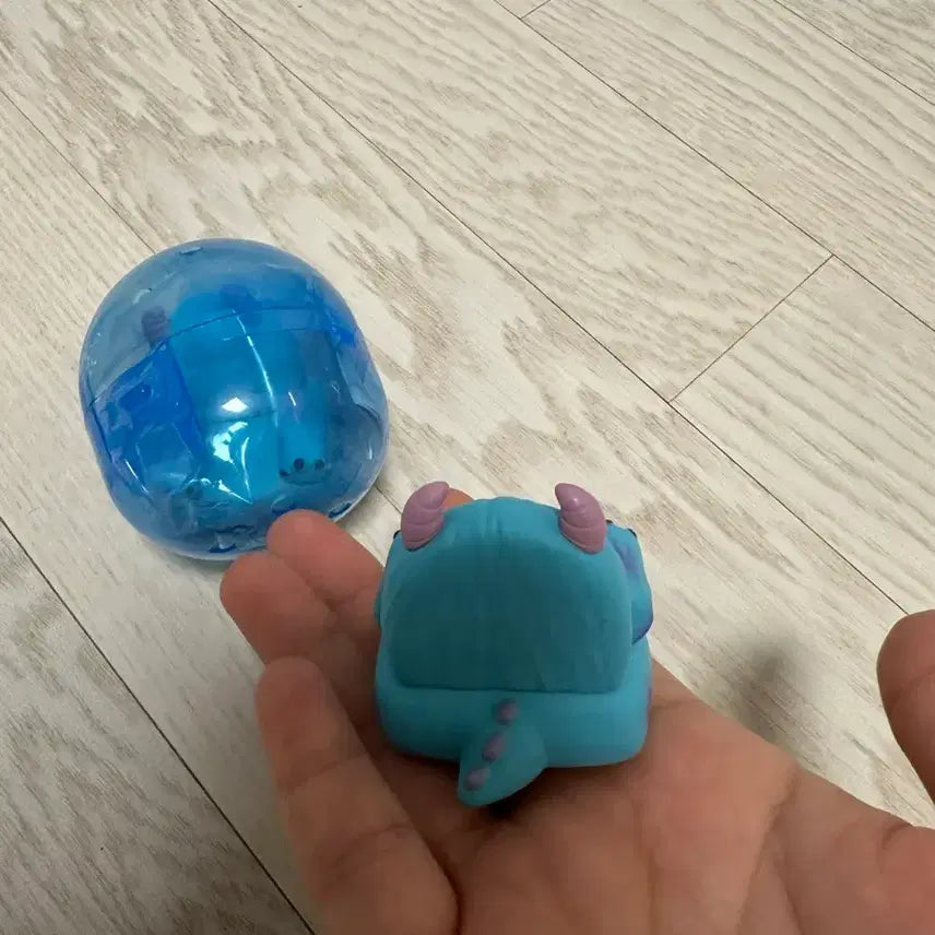 [BUNJANG] Pixar Monsters, Inc. Sulley Gachapon Toy / 픽사 몬스터주식회사 가챠. 설리
