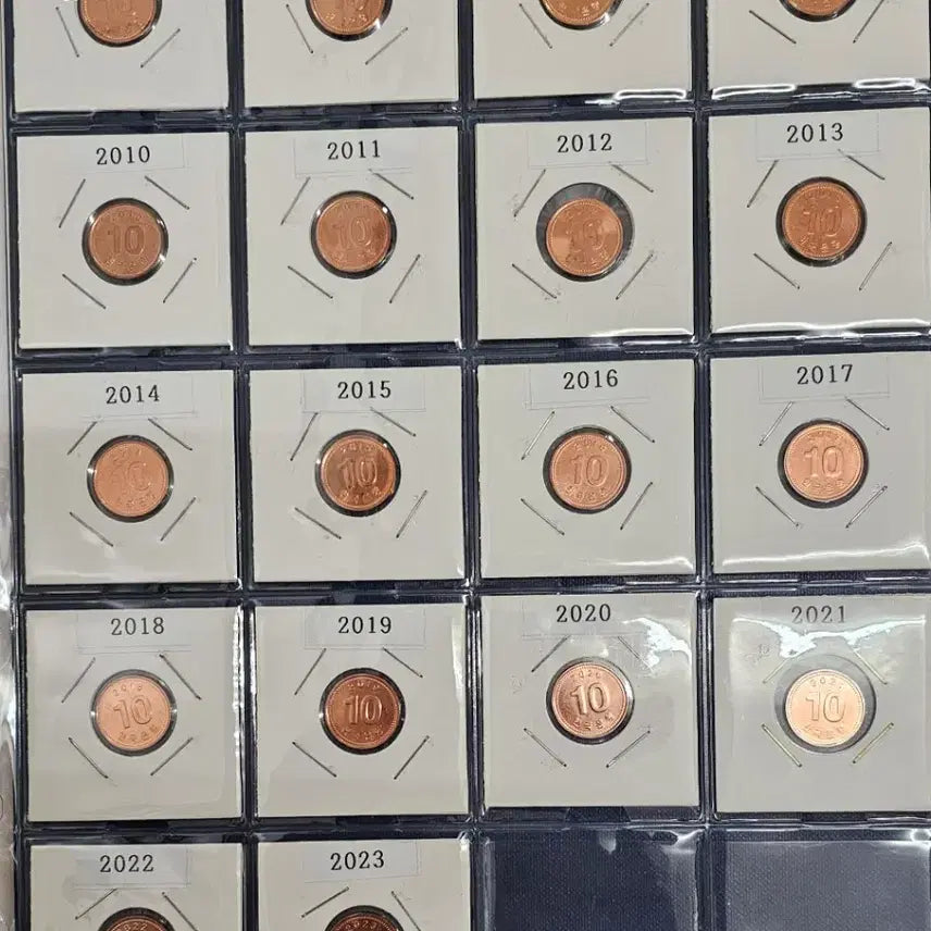 [BUNJANG] South Korean 10 Won Coin Collection Set (1966-2023) / 한국 10원동전연도별1966~2023연까지. 총58개.수집 세트