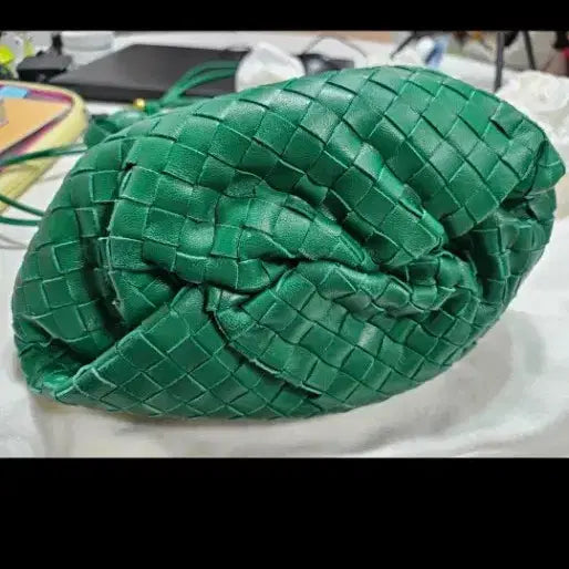 [BUNJANG] Bottega Veneta Green Woven Bucket Bag / 보테가베네타 그린 위빙 버킷백