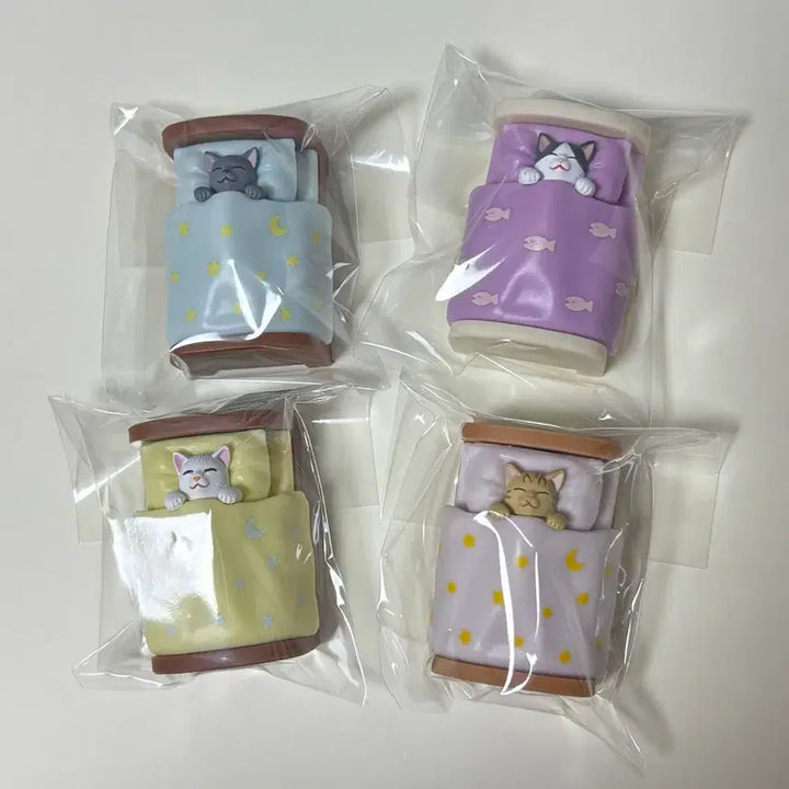 [BUNJANG] Cat Bed Gacha Set / (4개 일괄) 잠자는 고양이 침대 가챠