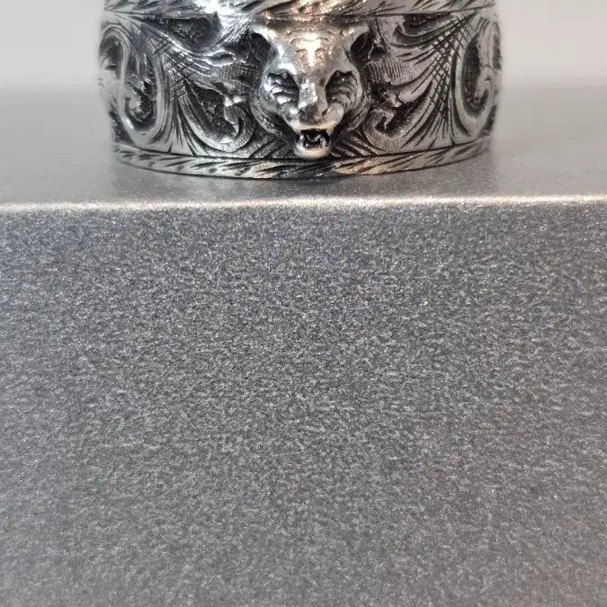 [BUNJANG] Gucci Arabesque Feline Head Silver Ring Size 20 / 구찌 20호 실버 아라베스크 펠린헤드 링