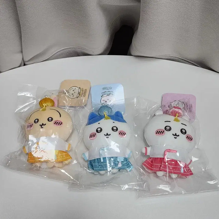 [BUNJANG] Chiikawa Hanbok Mascot Set / [세트]치이카와 한복 마스코트