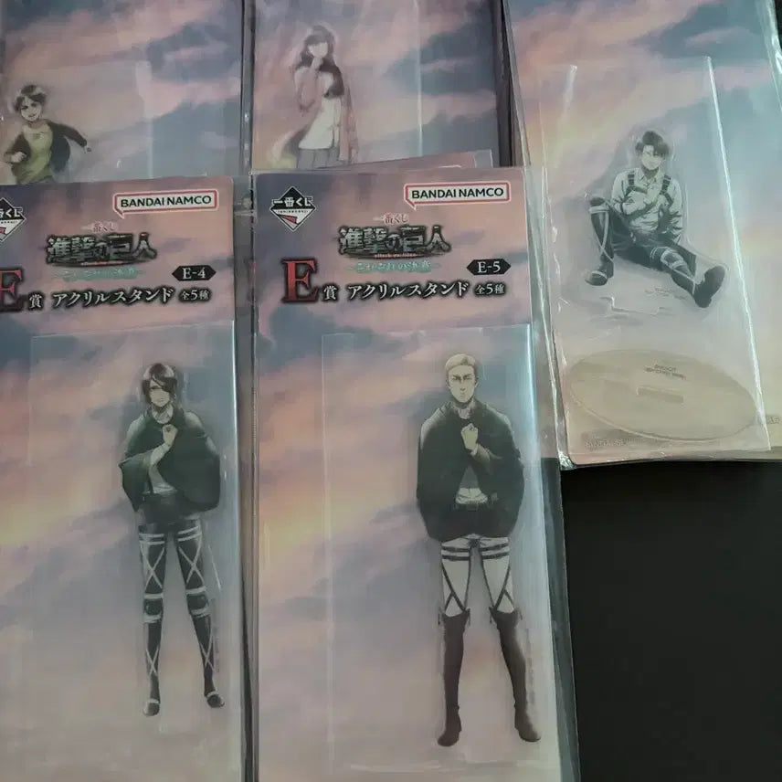 [BUNJANG] Attack on Titan Ichiban Kuji Resolution of Soldiers A-E Acrylic Stand Set / 진격의거인 각자의결의 제일복권 E상 아크릴스탠드 5종세트