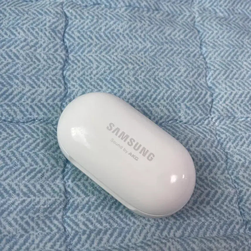 [BUNJANG] Samsung Galaxy Buds+ Wireless Bluetooth Earphones White / 갤럭시 버즈 플러스 화이트 블루투스이어폰