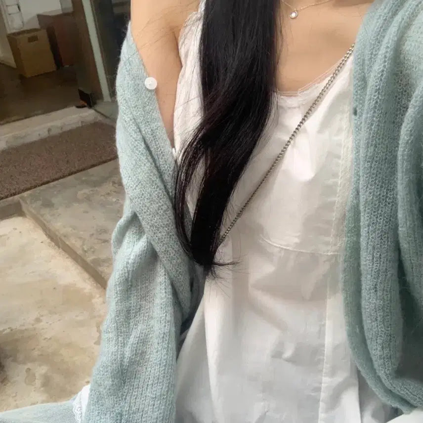 [BUNJANG] Aden Able Preta Sleeveless Blouse / 에이딘에이블 프레타 나시 블라우스