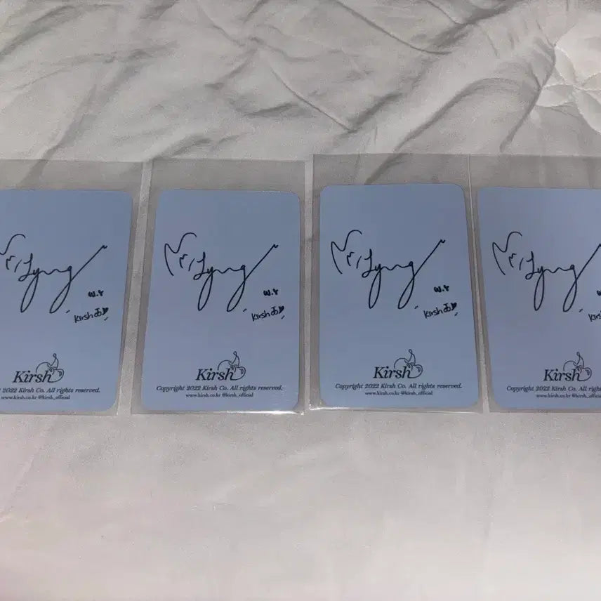 [BUNJANG] Jang Wonyoung Kirsh Limited Edition 2022 Photocard Set / 장원영 한정판 키르시 공식 2022 포토카드 4장