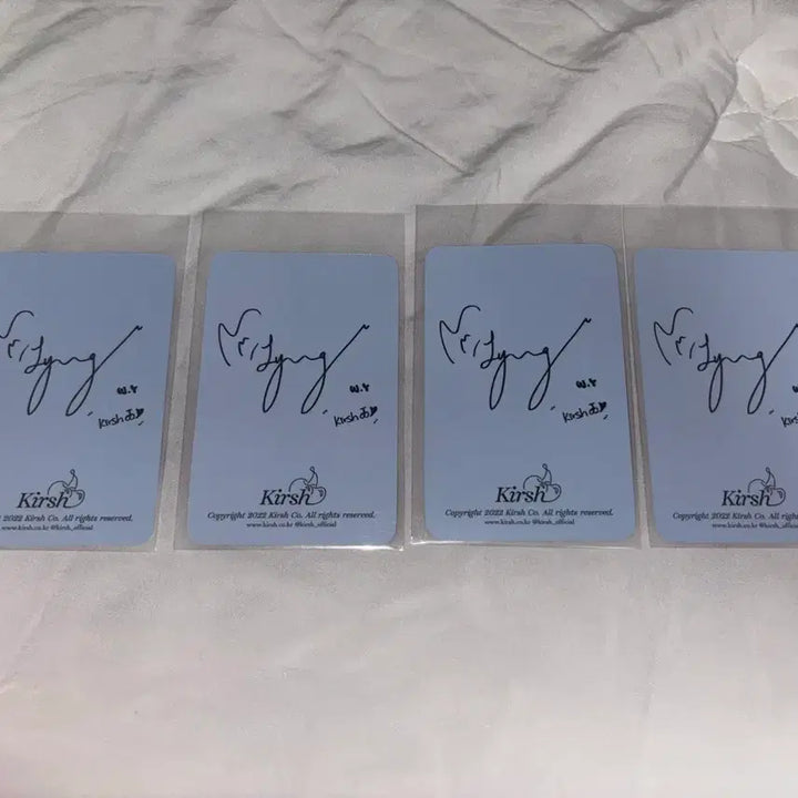[BUNJANG] Jang Wonyoung Kirsh Limited Edition 2022 Photocard Set / 장원영 한정판 키르시 공식 2022 포토카드 4장
