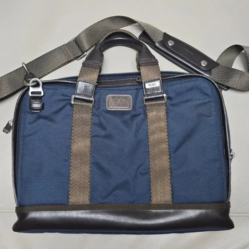 [BUNJANG] Tumi Alpha Bravo Navy Briefcase / TUMI 투미 네이비 알파브라보 서류가방 브리프케이스