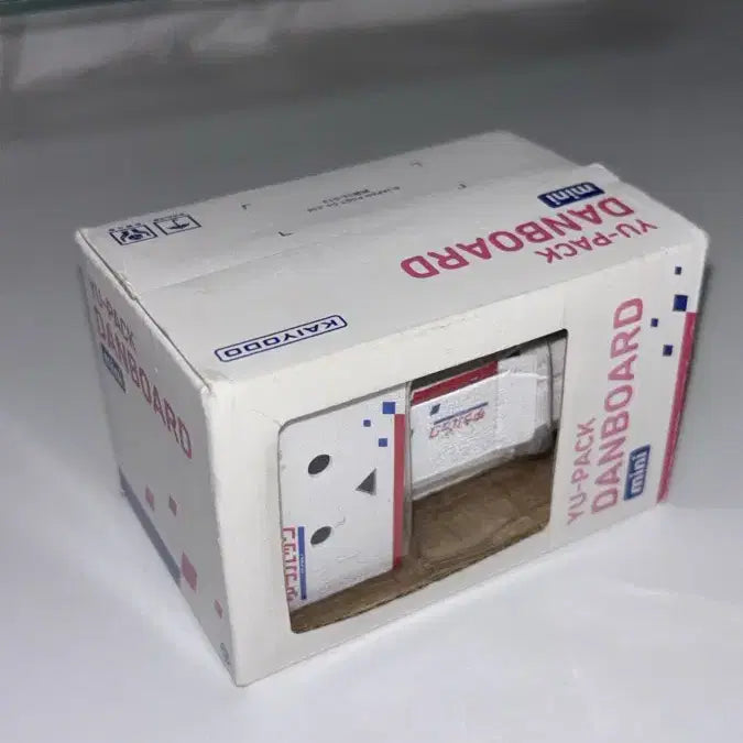 [BUNJANG] Yotsuba&amp;! Revoltech Danbo Milk Box Classic Mini Figure / 요츠바랑 리볼텍 단보 우유팩 박스 고전 미니 피규어