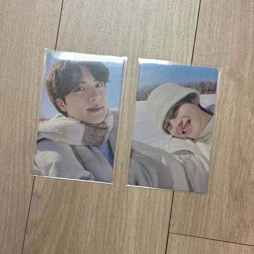 [BUNJANG] BTS Winter Package Jin Taehyung Random Photocard / 방탄소년단 bts 윈터패키지 석진 태형 랜덤 포카