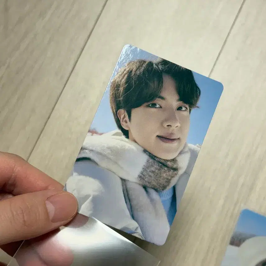 [BUNJANG] BTS Winter Package Jin Taehyung Random Photocard / 방탄소년단 bts 윈터패키지 석진 태형 랜덤 포카