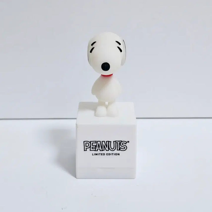 [BUNJANG] Peanuts Snoopy Limited Edition Stamp Figure / 피넛츠 스누피 리미티드 에디션 스탬프 피규어 도장