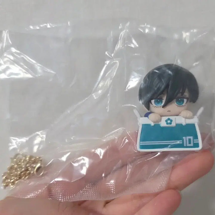 [BUNJANG] Blue Lock Isagi Yoichi Gacha Bag Charm Figure / 블루록 이토시 린 가방 가챠 피규어