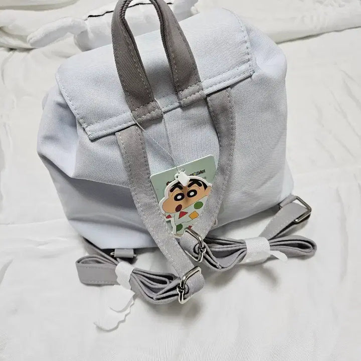 [BUNJANG] Crayon Shin-chan Shiro &amp; Whitey Drawstring Backpack / 짱구 시로 흰둥이 복조리 백팩
