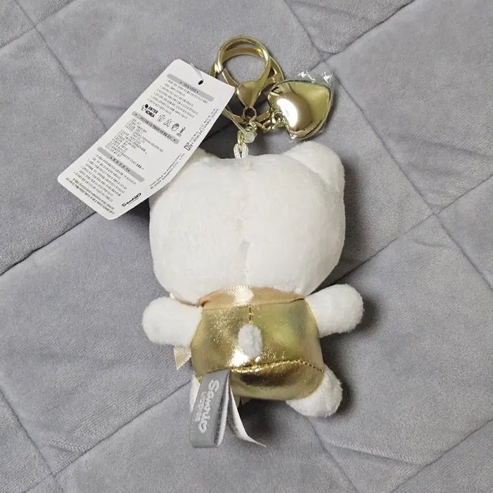 [BUNJANG] Sanrio Hello Kitty Gold Heart Doll Keychain (New) / (새상품) 산리오 헬로키티 골드하트 인형 키링