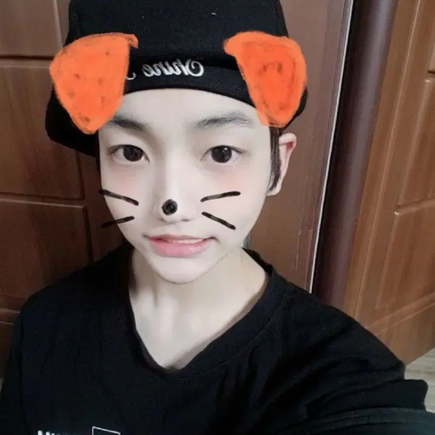 [BUNJANG] TXT Unofficial Merchandise Bundle / 투바투 비공굿 대량 양도